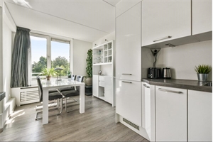 appartement neuf à la vente -   34000  MONTPELLIER, surface 48 m2 vente appartement neuf - UBI477766010